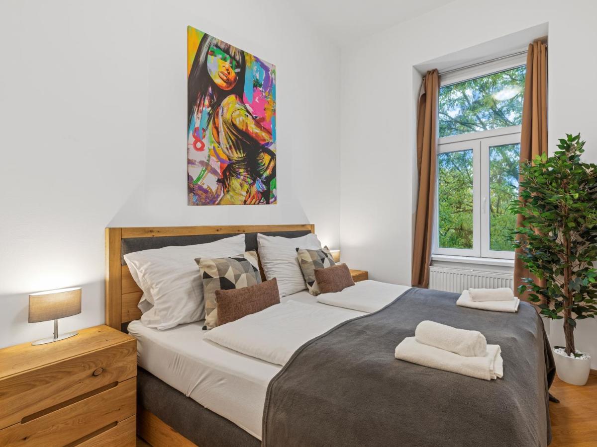 Sky9 Apartments Augarten Vienna Exterior photo